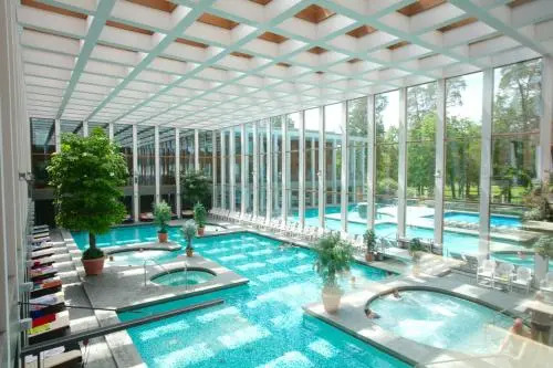 Ferienwohnung Juliane in der Villa zum Kronprinzen direkt gegenüber der Saarow Therme