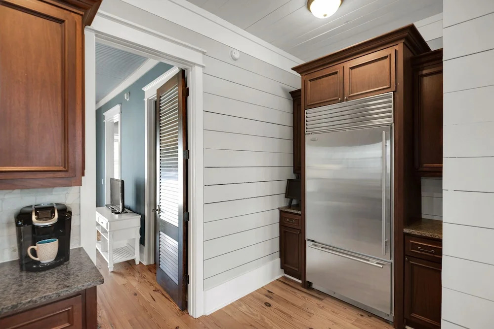 32 E Park Place Duplex #802