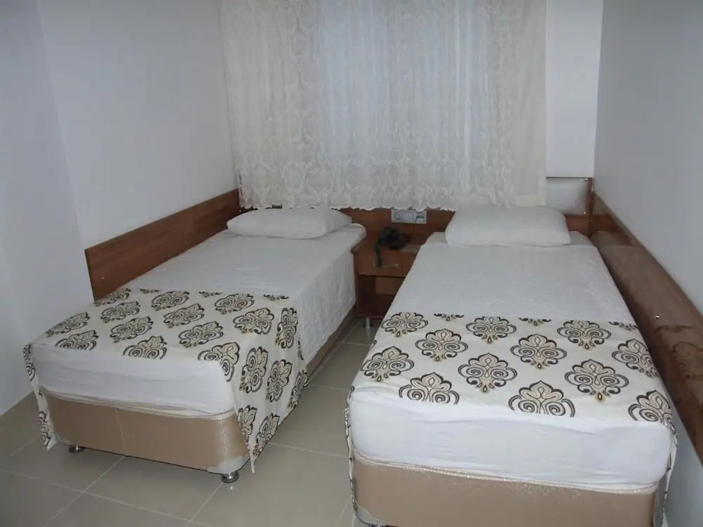 Nisan Hill Hotel
