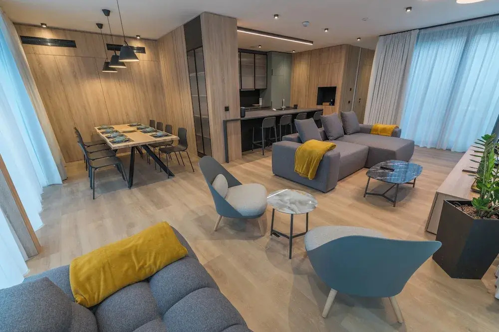 BJ81 Suite Hotel