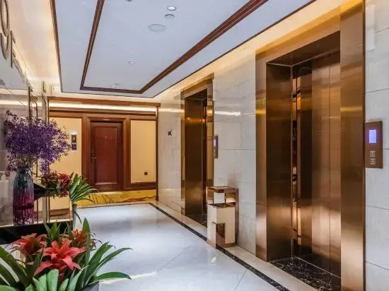 Iv International Hotel