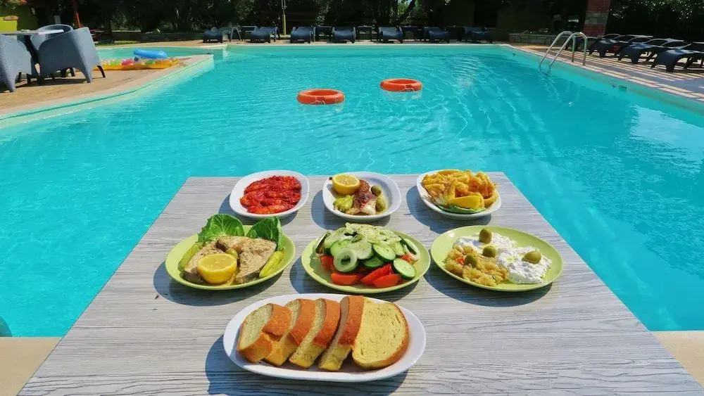 Sunday Summer Resort