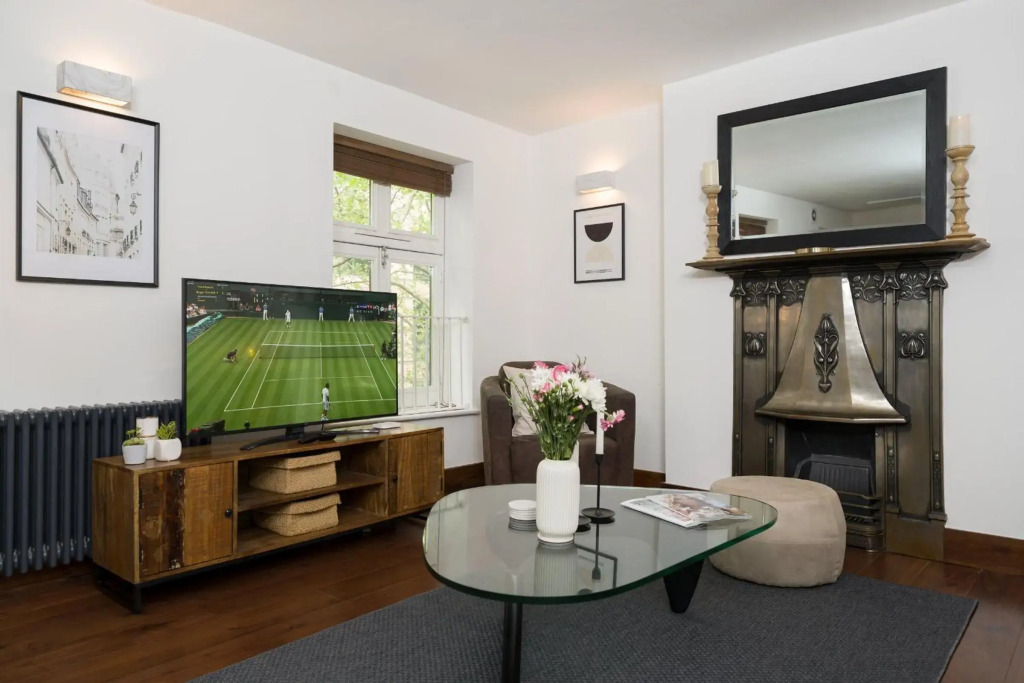 New! Big 2 Bedr/3 Beds Best Covent Garden!
