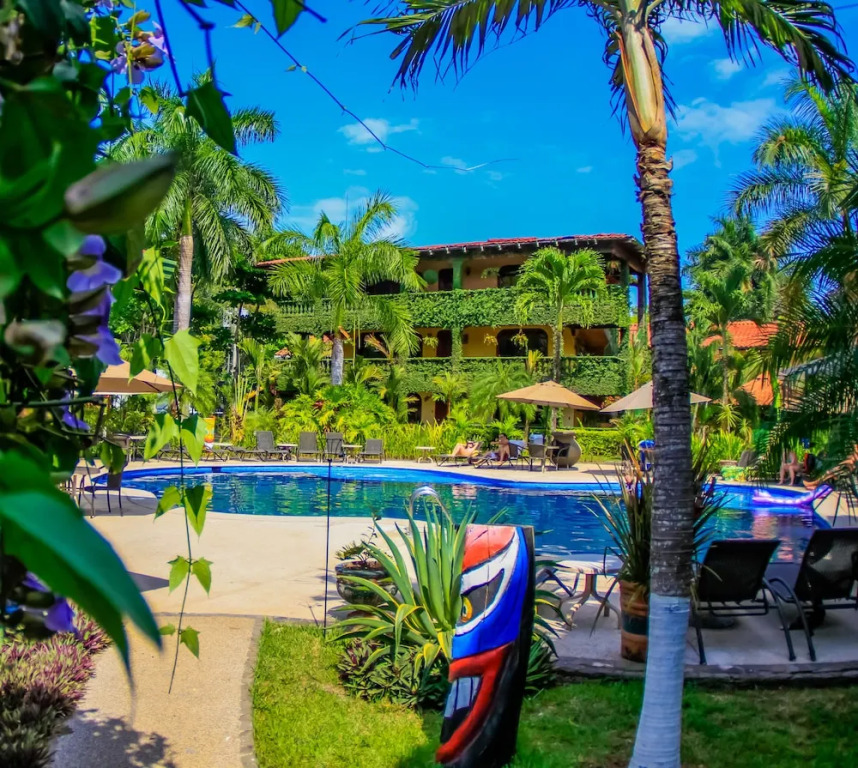 Marea Brava Hotel & Villas