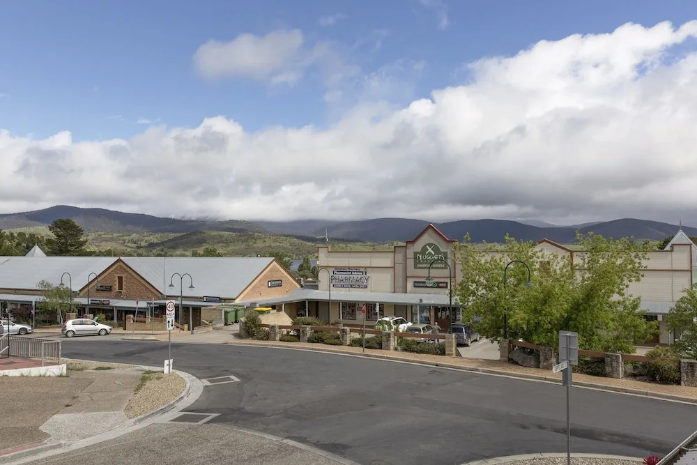 Razorback 6 - Razorback Plaza Jindabyne