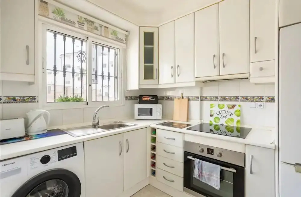 Orihuela Costa, Sleeps 6 With Roof Terrace & Pool