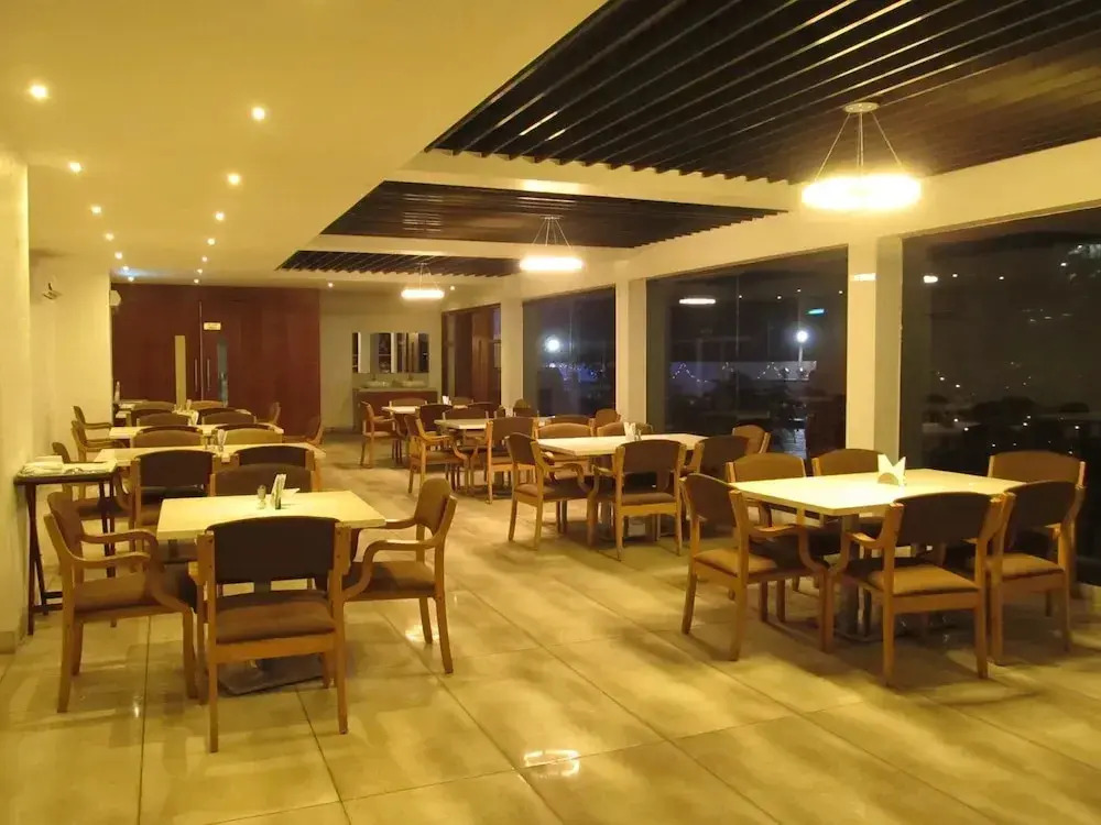 Hotel Tania Searock
