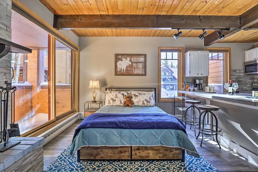 1/2 Mi to Chairlift! Breck Condo w/ Hot Tub Access
