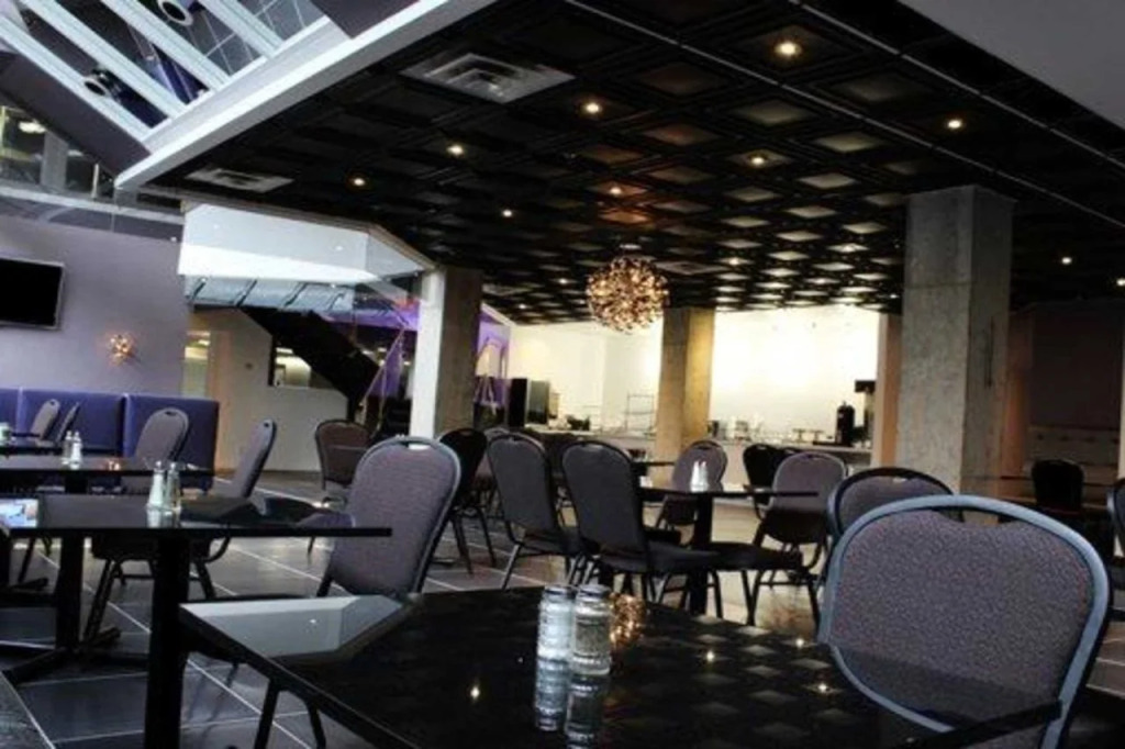 LELUX Hotel