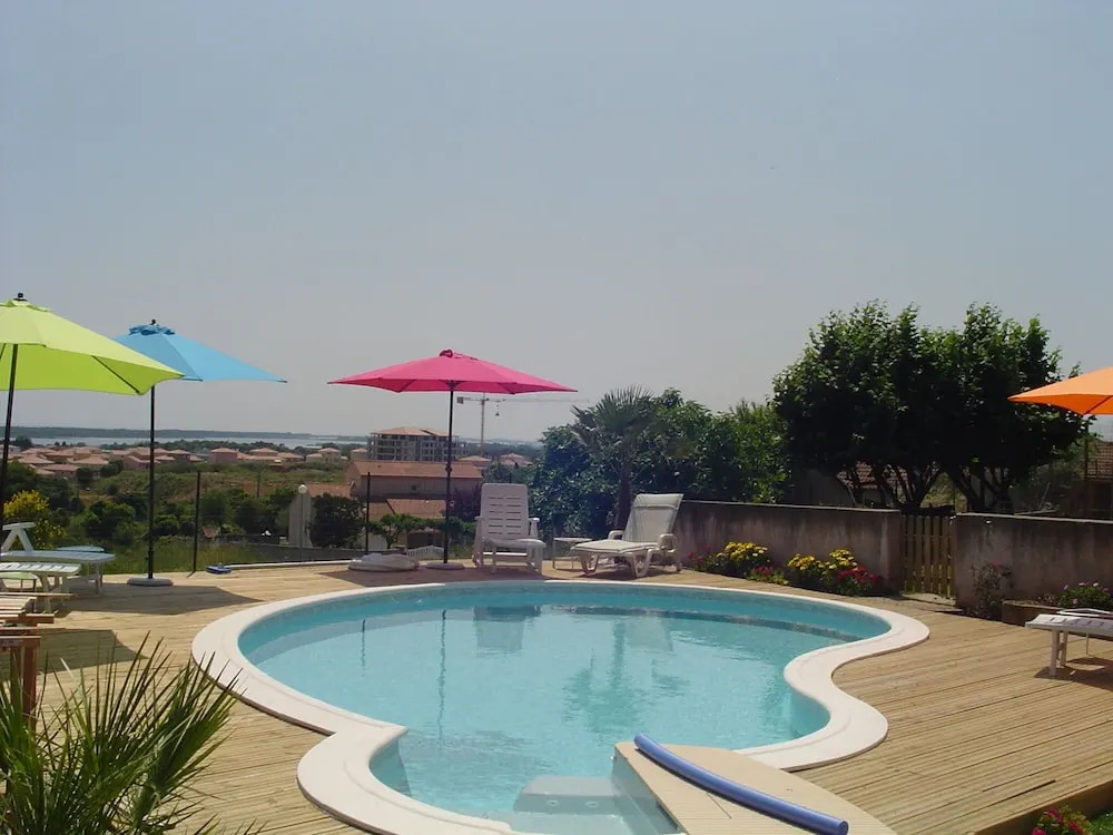 Studio Climatisé Piscine Mer à 2km5