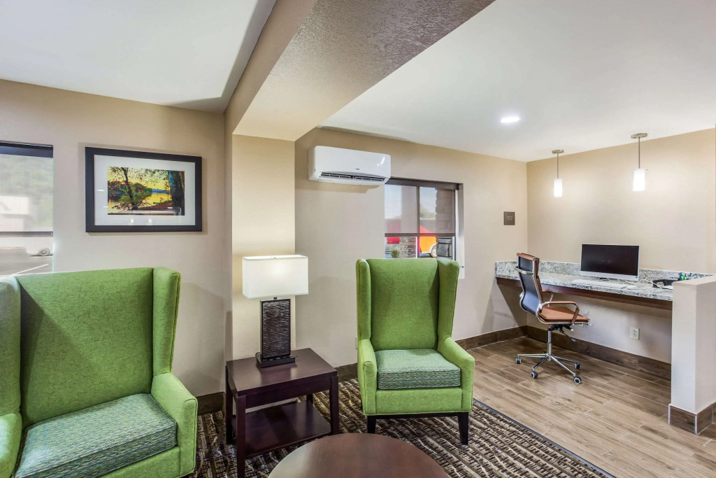 Quality Inn Charleston South