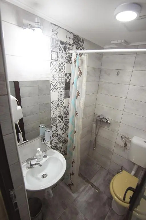 Teju Hotels