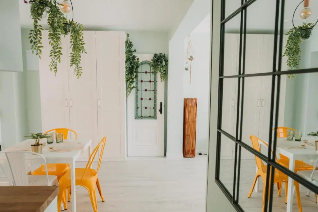 Triana Natural House 2