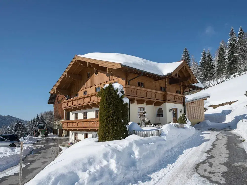 Spacious Cottage near Ski Area in Wagrain