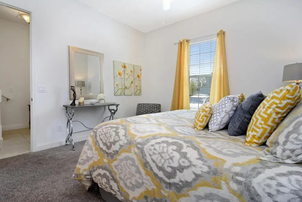3Bd Sleeps10 w Pool Close to Disney Festival 282