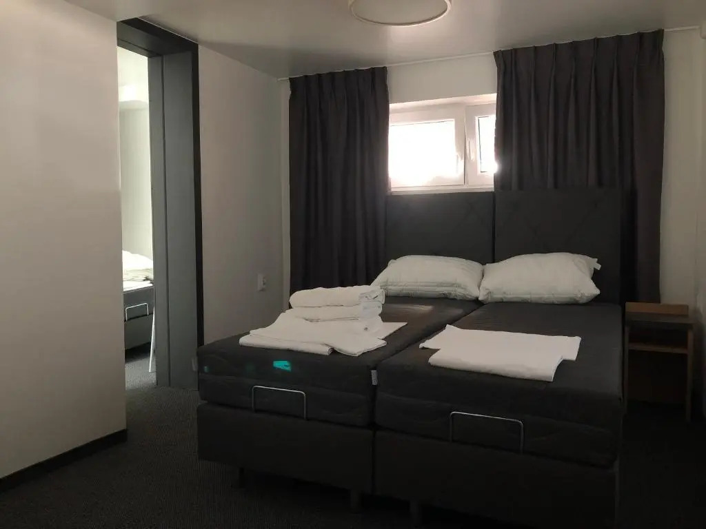 Avanti Resort Mikołajki , w centrum przy jeziorze i promenadzie, śniadanie i obiad lub obiadokolacja w cenie