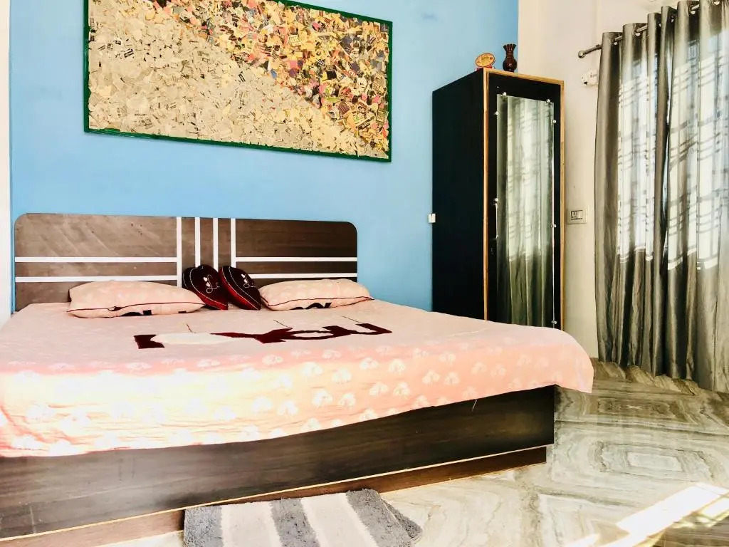Cheerful 2 bedroom at private roof top