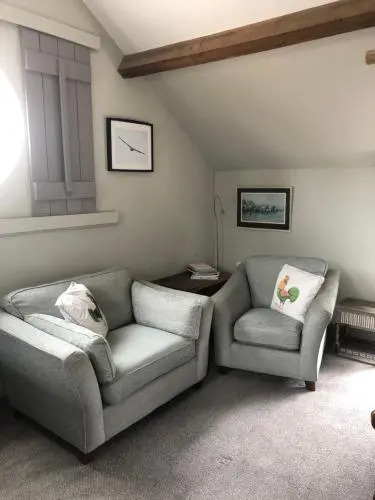 The Jockey Room Hideaway