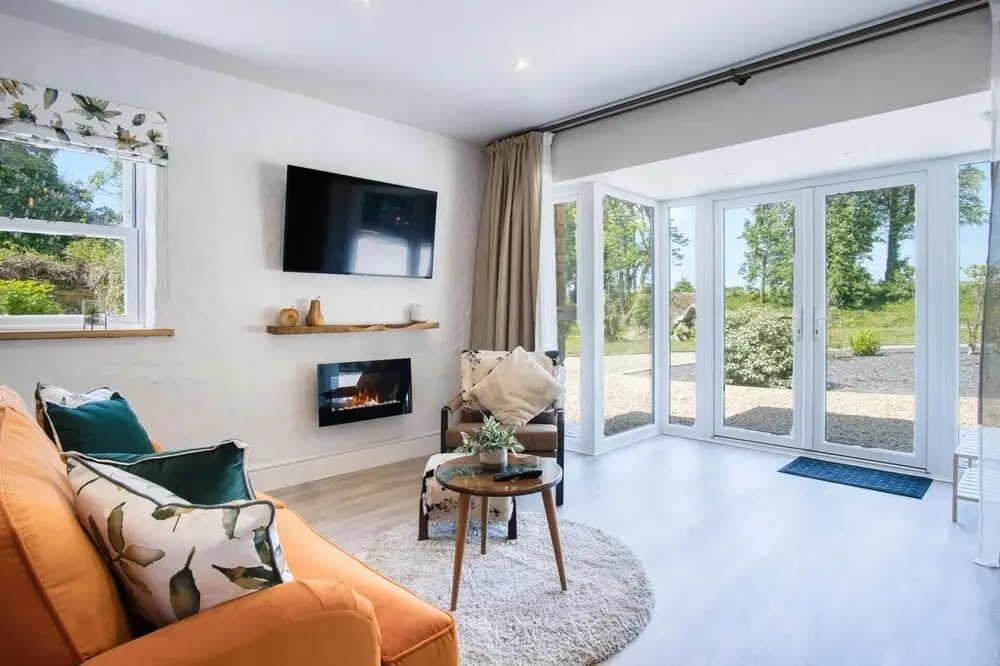 The Pig Sty - 1 Bedroom Studio - Princes Gate