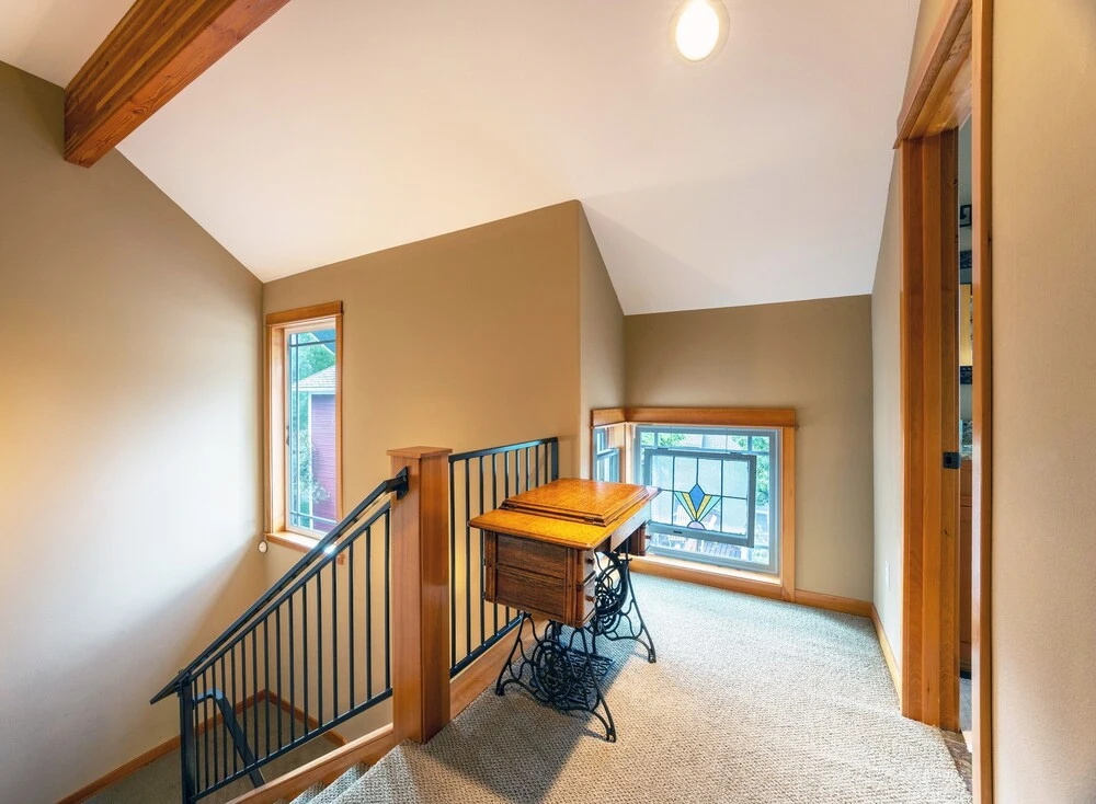 River Watch Getaway 3 Bedroom Townhouse by RedAwning