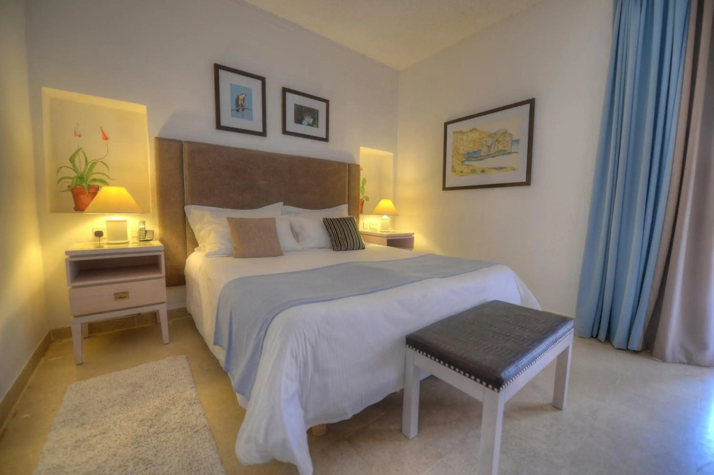Hotel Ta Cenc & Spa