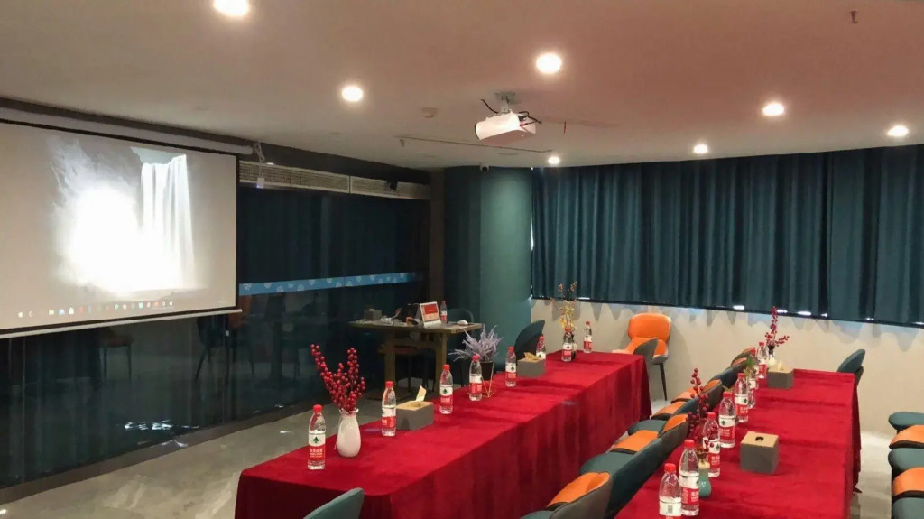 VX Hotel Jiangsu Taizhou Xinghua RT-Mart