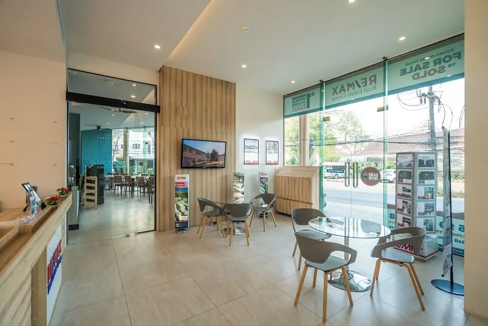 Sea view apartment at Oceana by Lofty