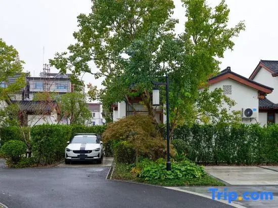 Yueji · Guiye Homestay (Jinshan North Station)