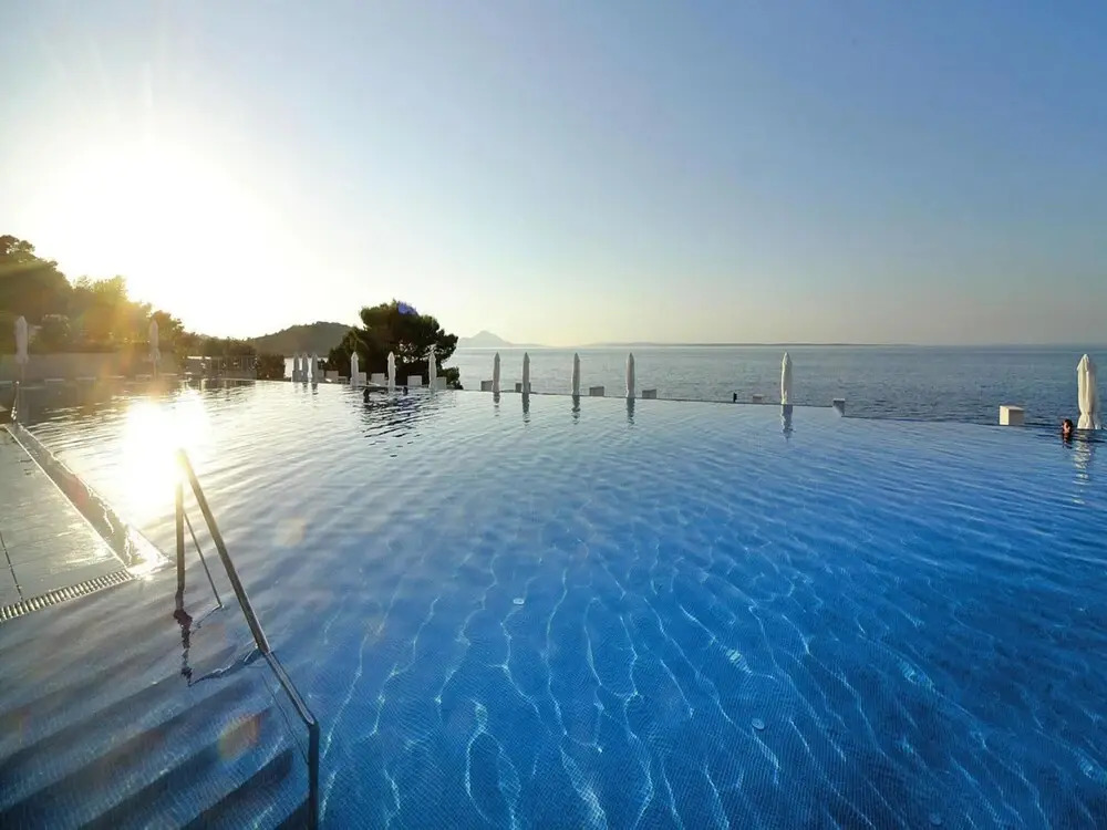 Apartment in Veli Losinj by the Sea