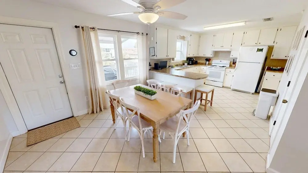 Holiday House 5 Bedroom Home