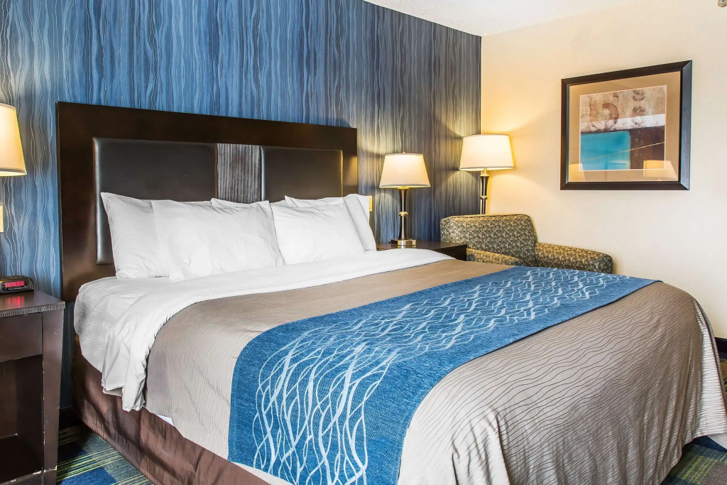 Comfort Inn & Suites Meriden East