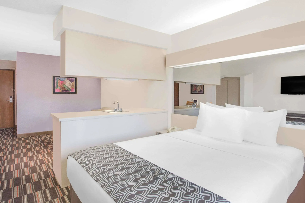 Microtel Inn and Suites by Wyndham Appleton