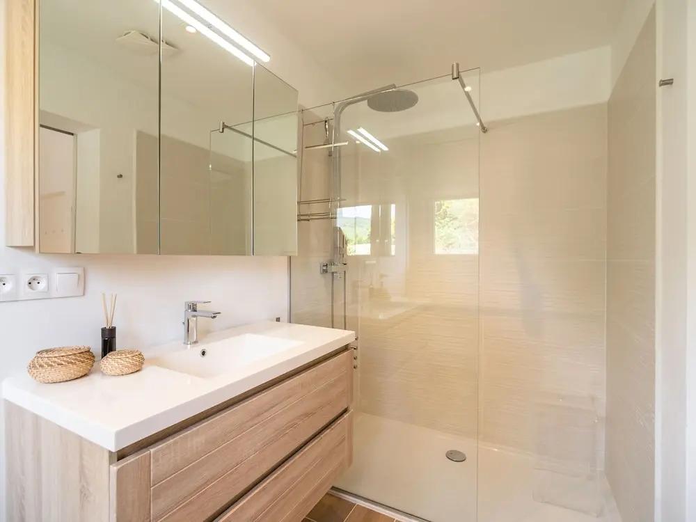 Villa in Pouzols with Private Pool & Vineyards