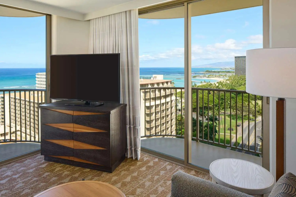 Embassy Suites by Hilton Waikiki Beach Walk