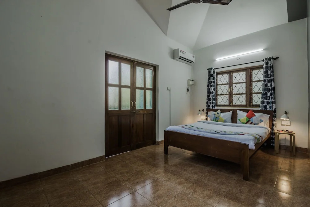 OYO 23075 Home Modern 3BHK Villa Saligao