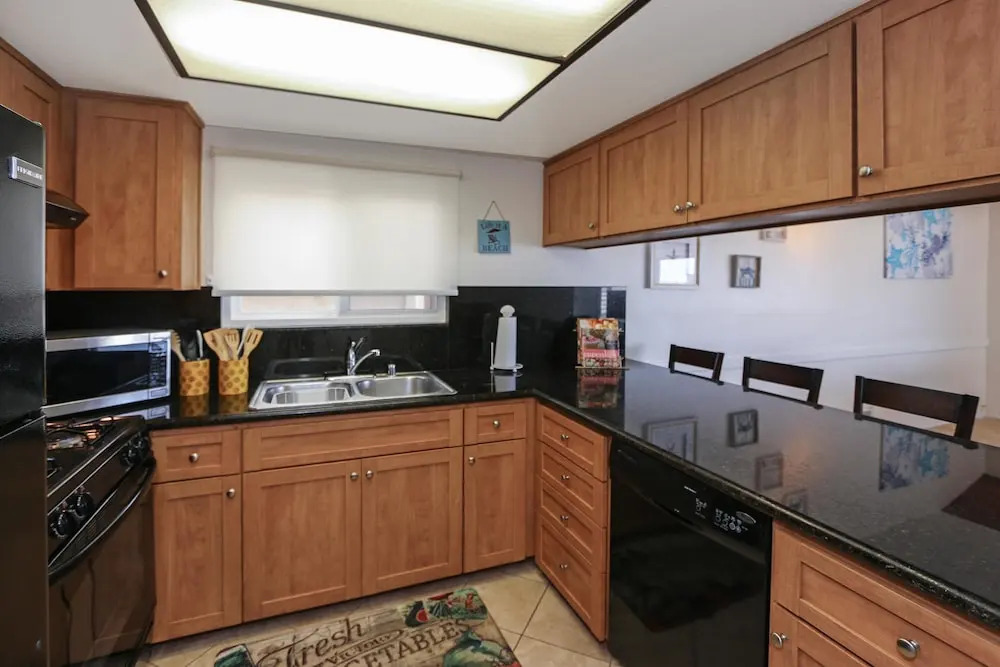 3014 W. Oceanfront 1 Bedroom 1 Bathroom Townhouse