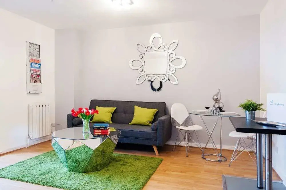 FG Property - Earls Court Cromwell Sherborne I