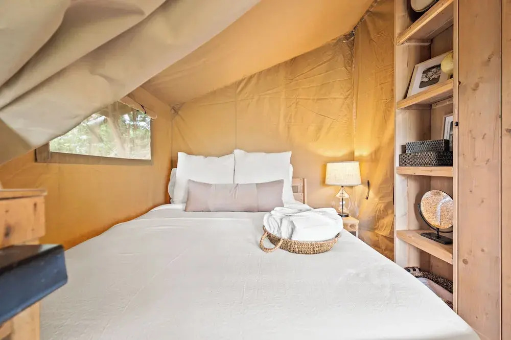 The Lodges at Eden Reserve - Pet Friendly Cabins Near Ark