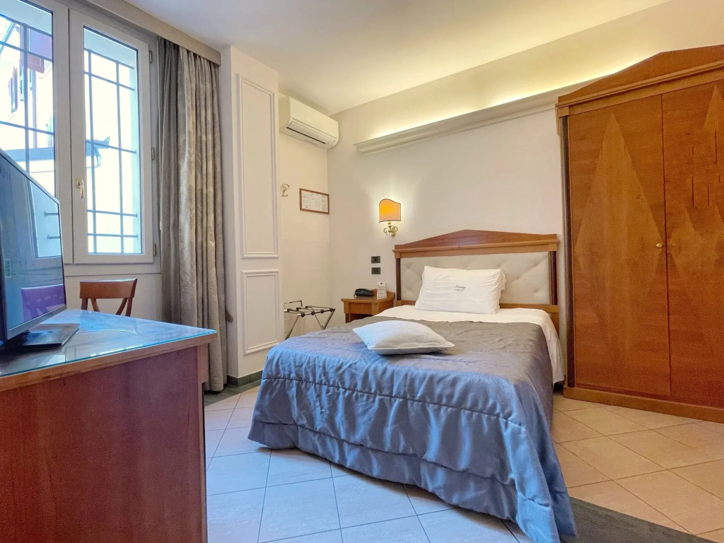 Hotel Touring