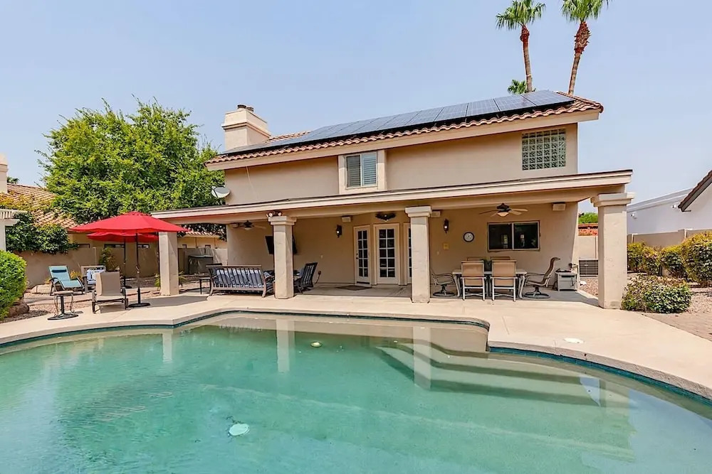 Paradise Retreat 4BR by Casago