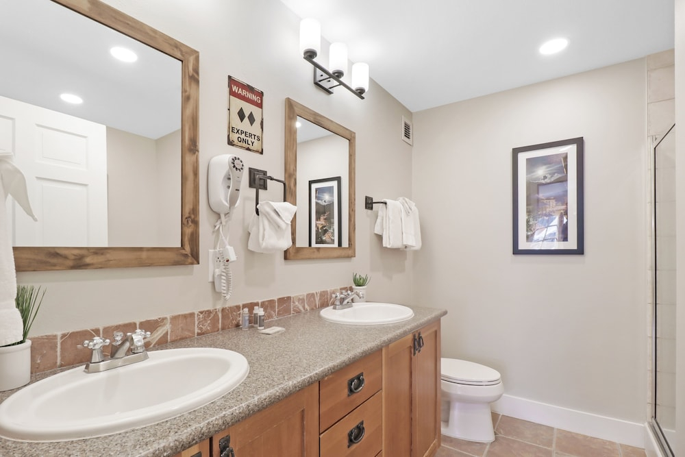 Pp308 Passage Point 2 Bedroom Condo