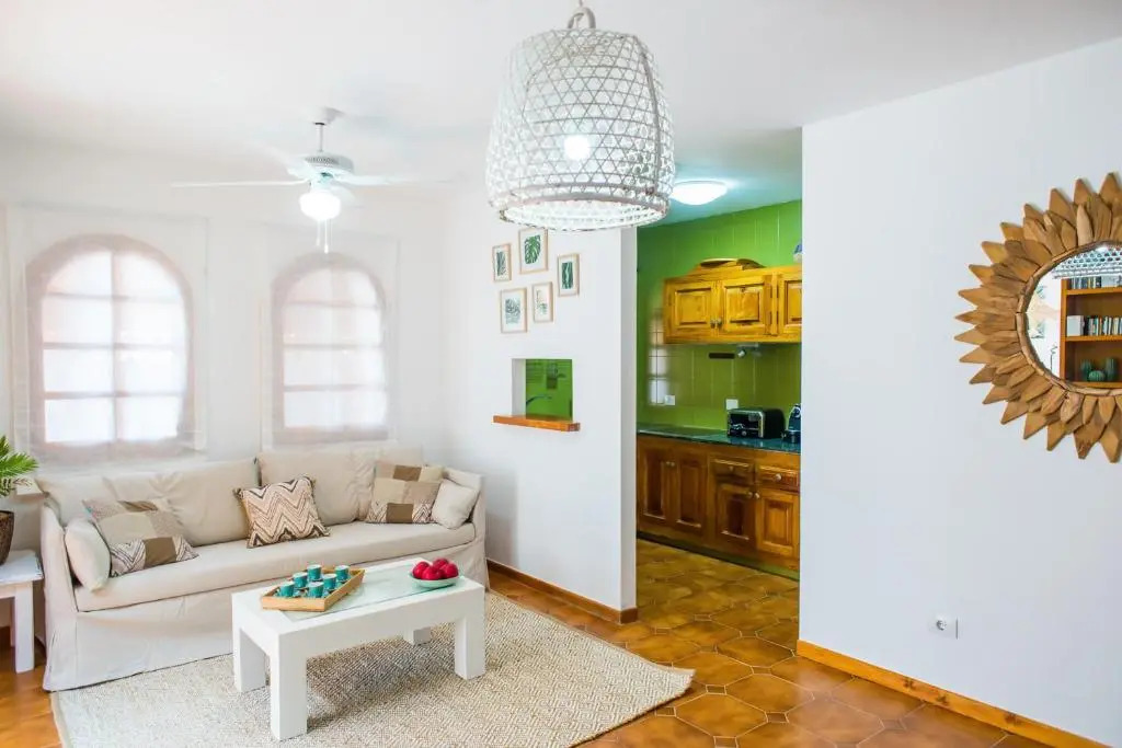 Bohemian Seafront Bungalow Paradise with BBQ, Garden, Terrace & Free Wifi by Holidays Home