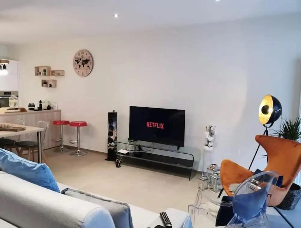 Luxury 1 bedroom with Terrace&Parking