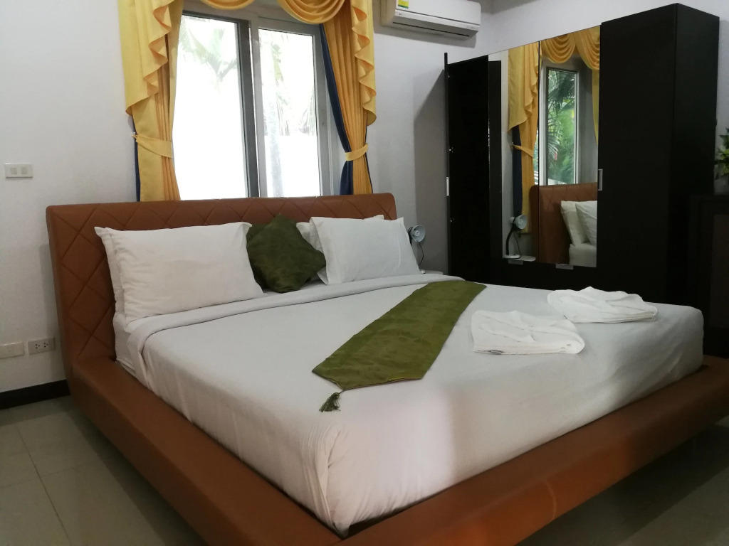 ฺBaan Waru seaview villa