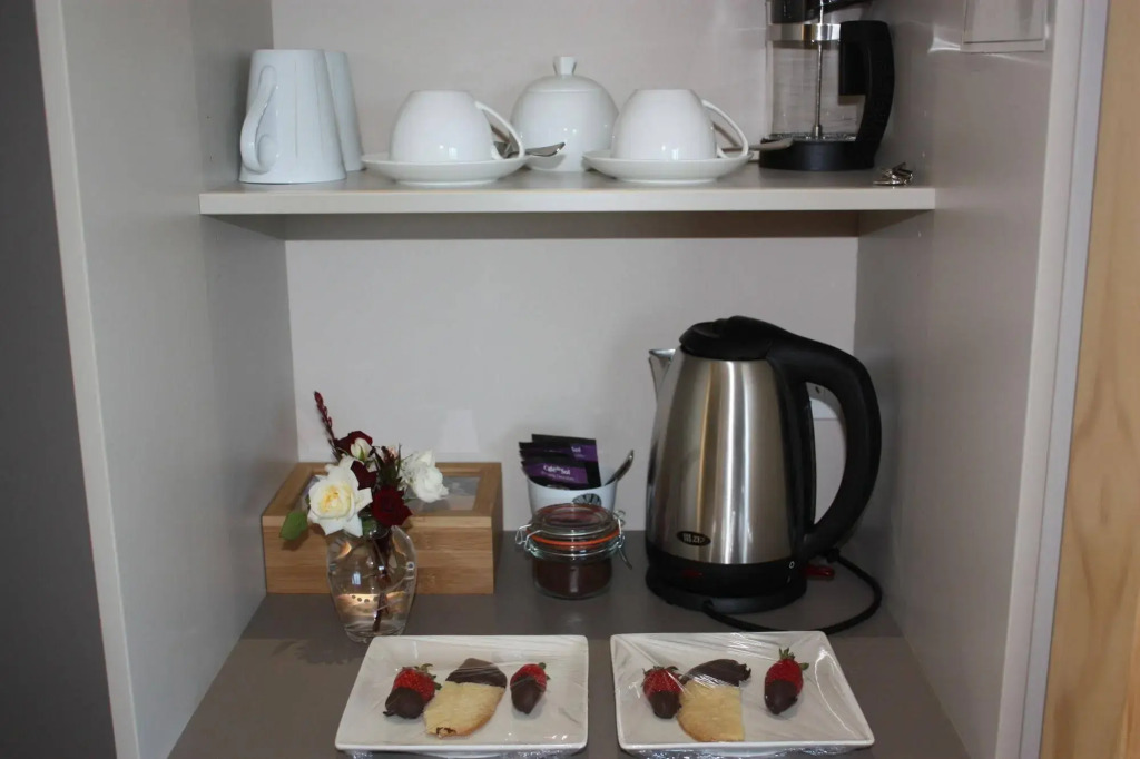 Redvale Ridge B&B