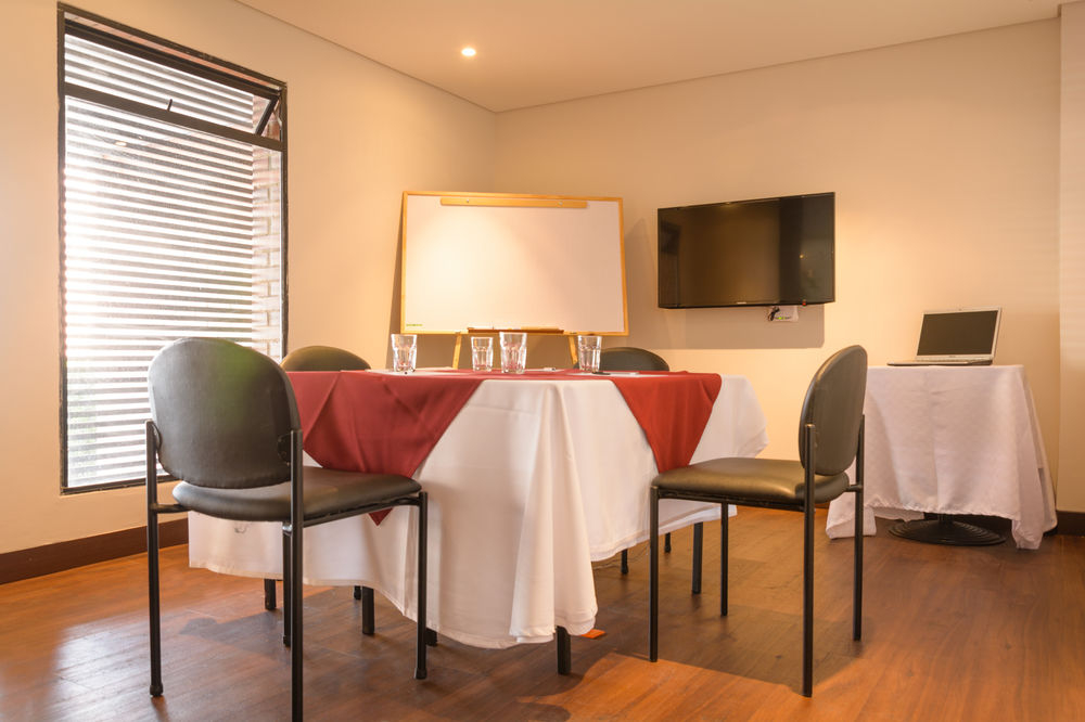 Nico Apartasuites