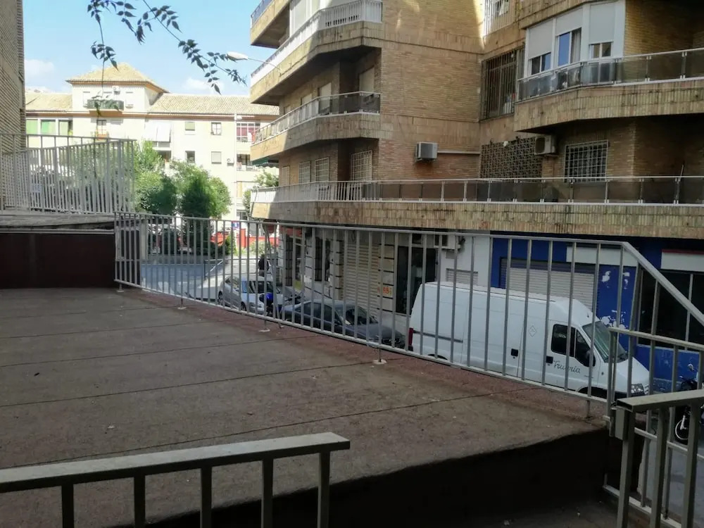 Apartment with 3 Bedrooms in Granada, with Wonderful City View, Furnished Terrace And Wifi - 25 Km From the Slopes