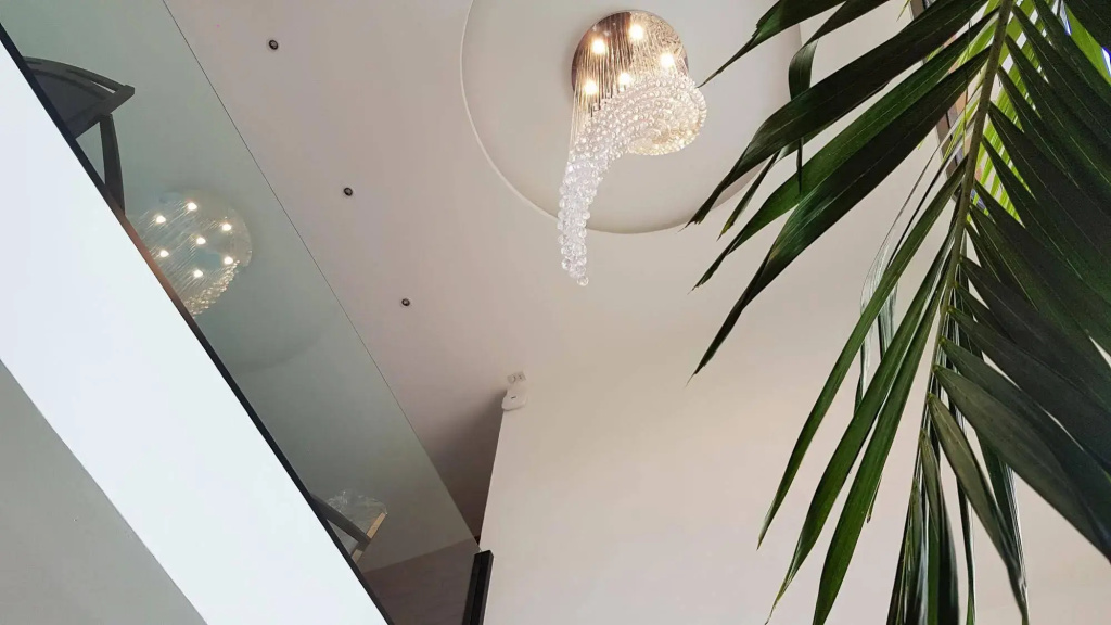HIDELAND Luxury Pool Villa Pattaya Walking Street