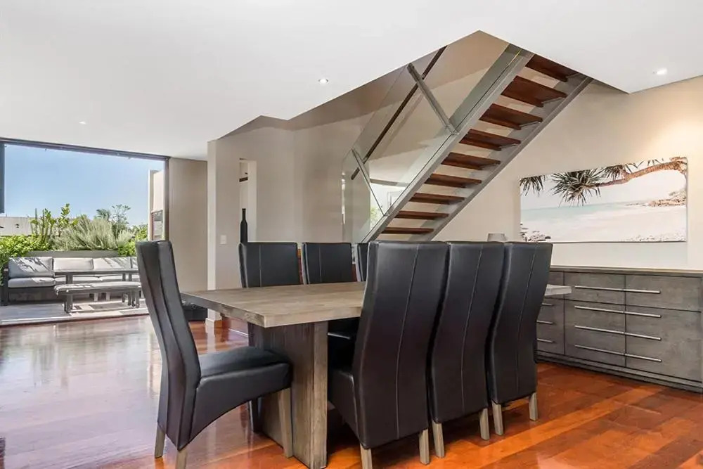 Byron Bay Accom Unit 5 21-25 Fletcher Street - A Seventh Summer