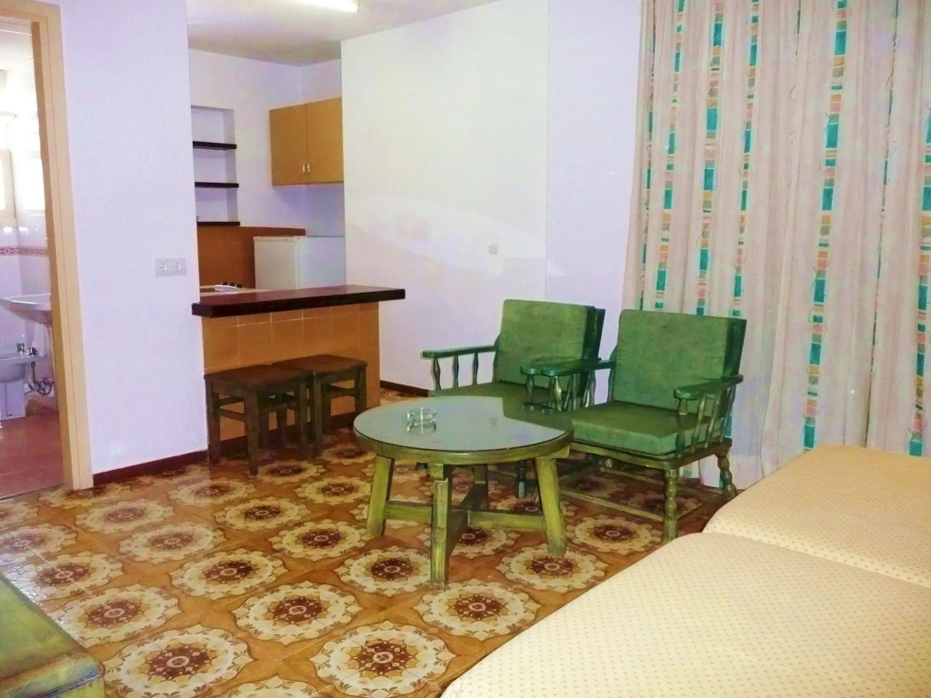 Apartamentos Bon Lloc